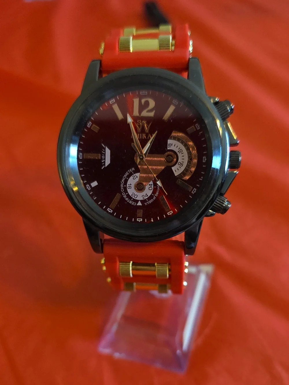 Men's Red Silicone Strap Watch with Black Case and Gold Accents